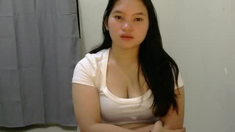 fhwilloughbyxx online show from June 26, 2026, 6:45 pm