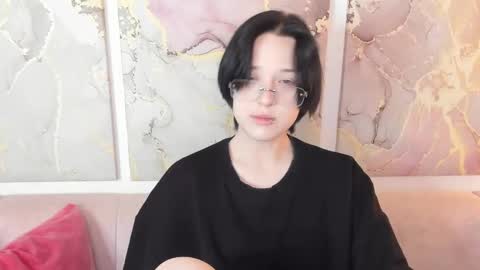 fiamoory online show from January 16, 2026, 1:20 am