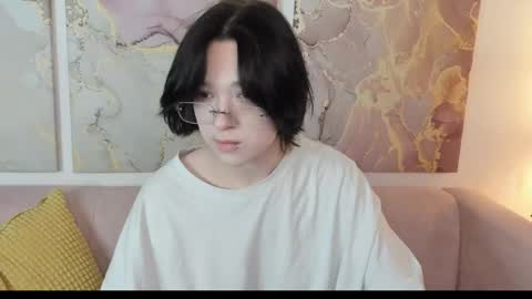 fiamoory online show from March 7, 2026, 8:11 am