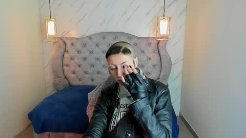   online show from May 21, 2026, 12:23 pm