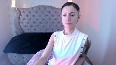 Snapshot of fieramadame chatting on June 27, 2026, 11:59 am online show from June 27, 2026, 11:59 am