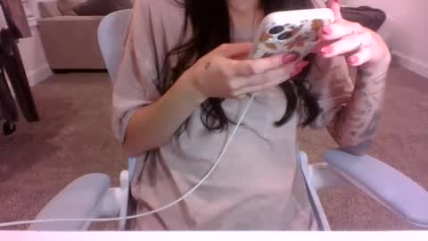 fierce_chick online show from September 20, 2025, 8:59 am