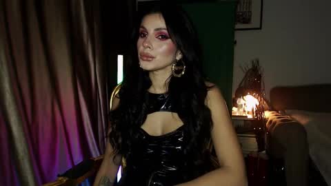 Snapshot of fiercehuntress chatting on October 22, 2025, 10:53 pm Goddess Katerina online show from October 22, 2025, 10:53 pm