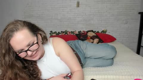 Fiery Stella online show from December 21, 2025, 11:50 am