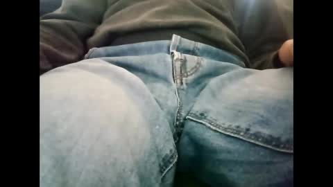 Snapshot of fifi010203 chatting on October 2, 2025, 11:17 am fifi010203 online show from October 2, 2025, 11:17 am