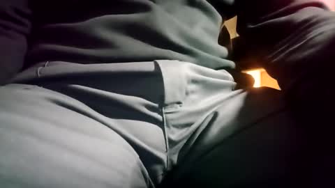 Snapshot of fifi010203 chatting on October 28, 2025, 9:39 pm fifi010203 online show from October 28, 2025, 9:39 pm