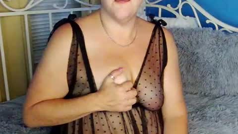 fifimatthews online show from July 16, 2026, 2:17 am