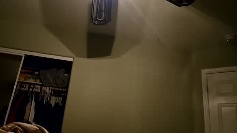 Snapshot of fightusfire32 chatting on January 16, 2025, 6:35 am fightusfire32 online show from January 16, 2025, 6:35 am