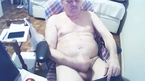 Snapshot of filhober chatting on December 6, 2024, 11:57 pm filhober online show from December 6, 2024, 11:57 pm