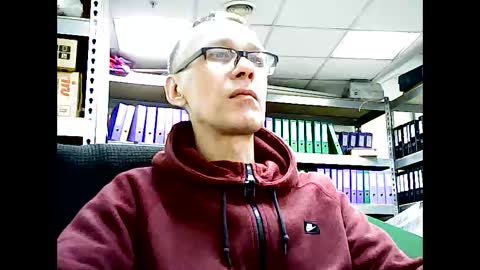 Snapshot of filip61322 chatting on February 18, 2025, 12:39 pm Filip online show from February 18, 2025, 12:39 pm