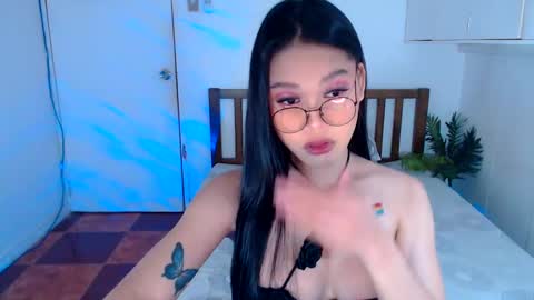 Snapshot of filipina_sassyqirl19xxx chatting on December 2, 2024, 4:20 am sweet online show from December 2, 2024, 4:20 am