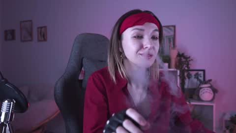 cap and Lana  online show from January 17, 2025, 8:13 am