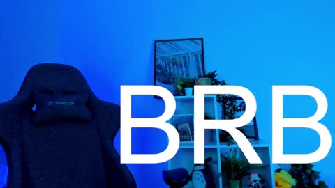 cap and Lana  online show from February 12, 2025, 2:32 pm