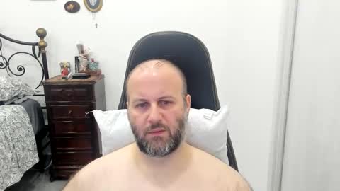 filippo12356 online show from October 12, 2025, 7:57 pm