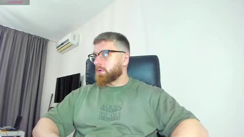 FindomGuyXXX online show from April 1, 2026, 10:38 am