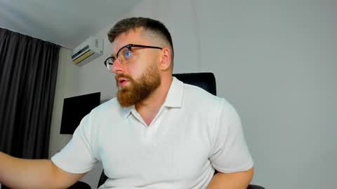 FindomGuyXXX online show from April 15, 2026, 7:58 pm