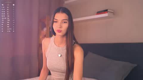 Olliy online show from October 3, 2025, 8:11 am