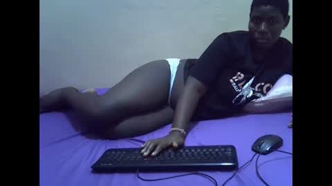 fine_nes online show from May 10, 2026, 3:55 am