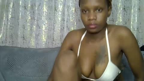 fine_queen12 online show from April 15, 2026, 5:20 pm