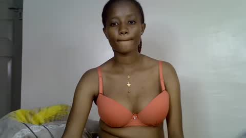 slimmie online show from September 21, 2025, 4:19 pm