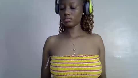 slimmie online show from November 24, 2025, 1:22 pm