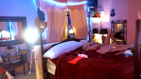 Snapshot of fionajamez chatting on May 28, 2026, 5:27 am J online show from May 28, 2026, 5:27 am