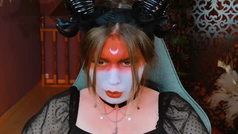 fiora online show from January 2, 2025, 8:06 am