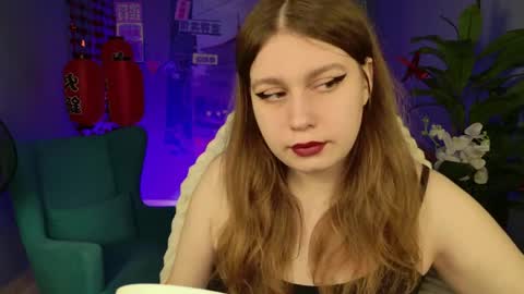 fiora online show from April 8, 2026, 5:51 am