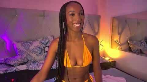 Snapshot of fiorelalenin chatting on November 18, 2025, 6:45 pm Fiorela Lenin online show from November 18, 2025, 6:45 pm