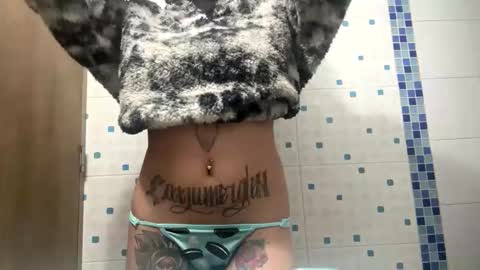 Snapshot of fiorella_up1 chatting on September 15, 2025, 4:01 am F I O R E L L A  online show from September 15, 2025, 4:01 am