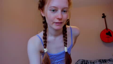 fire_luna online show from December 12, 2024, 7:41 am