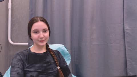 fireflies_fly_ online show from January 26, 2025, 7:41 pm