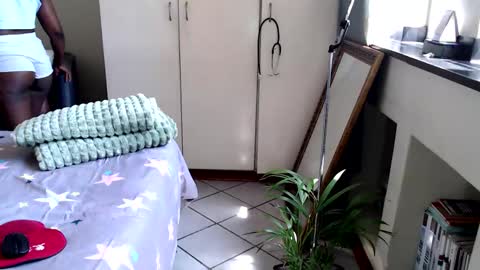 fitblair66_ online show from November 20, 2025, 11:43 am