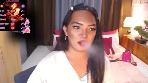 Snapshot of fitfemme_anna chatting on April 23, 2026, 12:29 pm fitfemme_anna online show from April 23, 2026, 12:29 pm