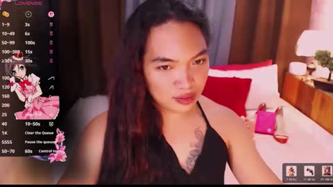 Snapshot of fitfemme_anna chatting on May 9, 2026, 9:14 am fitfemme_anna online show from May 9, 2026, 9:14 am