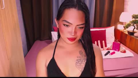 Snapshot of fitfemme_anna chatting on May 29, 2026, 9:29 am fitfemme_anna online show from May 29, 2026, 9:29 am