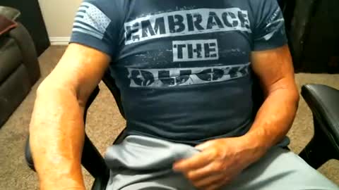 Snapshot of fitguy40 chatting on July 22, 2026, 7:16 pm fitguy40 online show from July 22, 2026, 7:16 pm