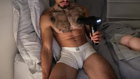 fitjacques online show from June 7, 2026, 2:27 am