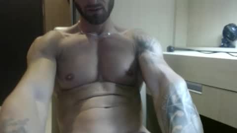 Snapshot of fitness1989 chatting on November 16, 2025, 11:16 am fitness1989 online show from November 16, 2025, 11:16 am