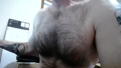  Links in Bio below online show from December 20, 2025, 12:45 pm