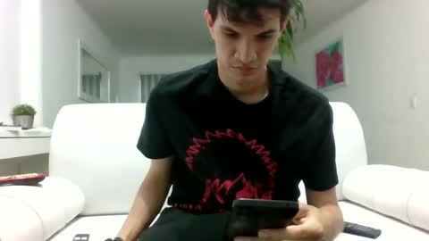 Snapshot of flacohotsexy chatting on February 24, 2025, 1:24 am Charles mi new  TWT Flacousa1 online show from February 24, 2025, 1:24 am