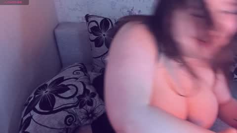 Gabrielle online show from December 8, 2024, 5:01 pm