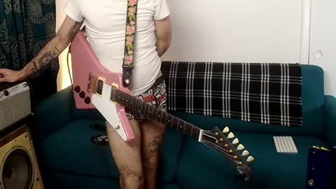 Flannel Dong online show from December 15, 2025, 8:18 am