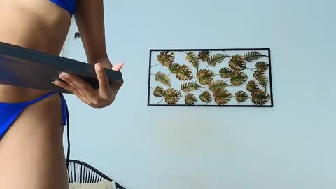 Snapshot of flavia_cruz chatting on October 29, 2025, 7:37 pm Flavia online show from October 29, 2025, 7:37 pm