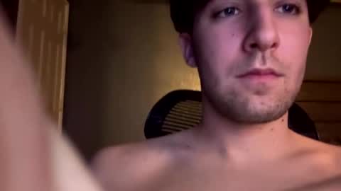 fleshlightking2005 online show from October 21, 2025, 7:42 am