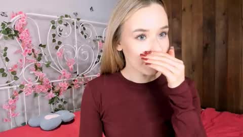 Snapshot of fletahargenrader chatting on November 21, 2025, 11:20 am Amina online show from November 21, 2025, 11:20 am