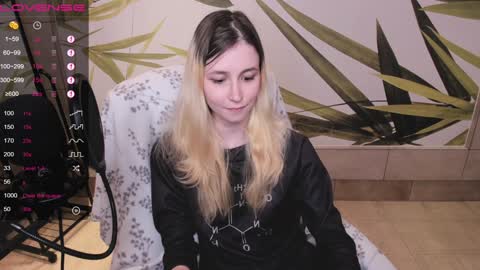 FlexiMona online show from January 26, 2025, 12:43 pm