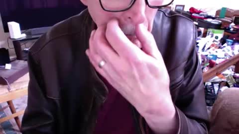 Snapshot of flip4u chatting on November 17, 2025, 8:03 pm flip4u online show from November 17, 2025, 8:03 pm