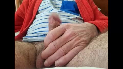 Snapshot of flippe64 chatting on March 5, 2025, 8:10 am flippe64 online show from March 5, 2025, 8:10 am