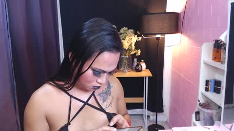 Snapshot of flirtangel93 chatting on February 22, 2025, 8:09 pm Angel online show from February 22, 2025, 8:09 pm